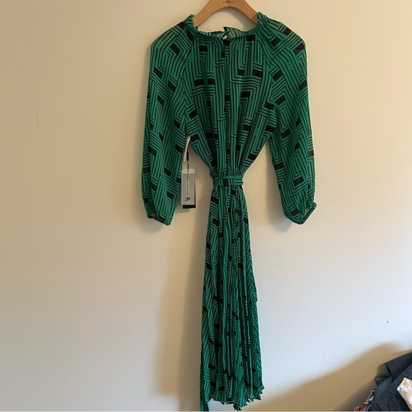 Karl Lagerfeld Green/black Geometric Patterned Women's Dress size 4 women NWT! - Picture 6 of 11